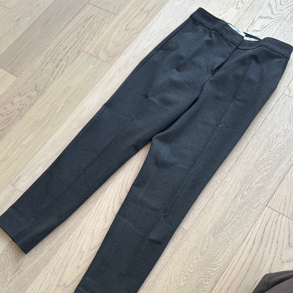 Women’s grey Pants